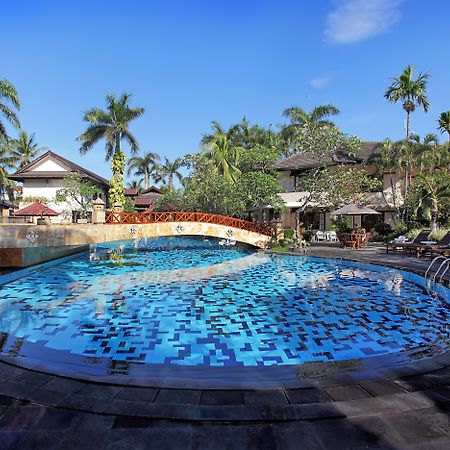 Lombok Raya Hotel Mataram Zewnętrze zdjęcie