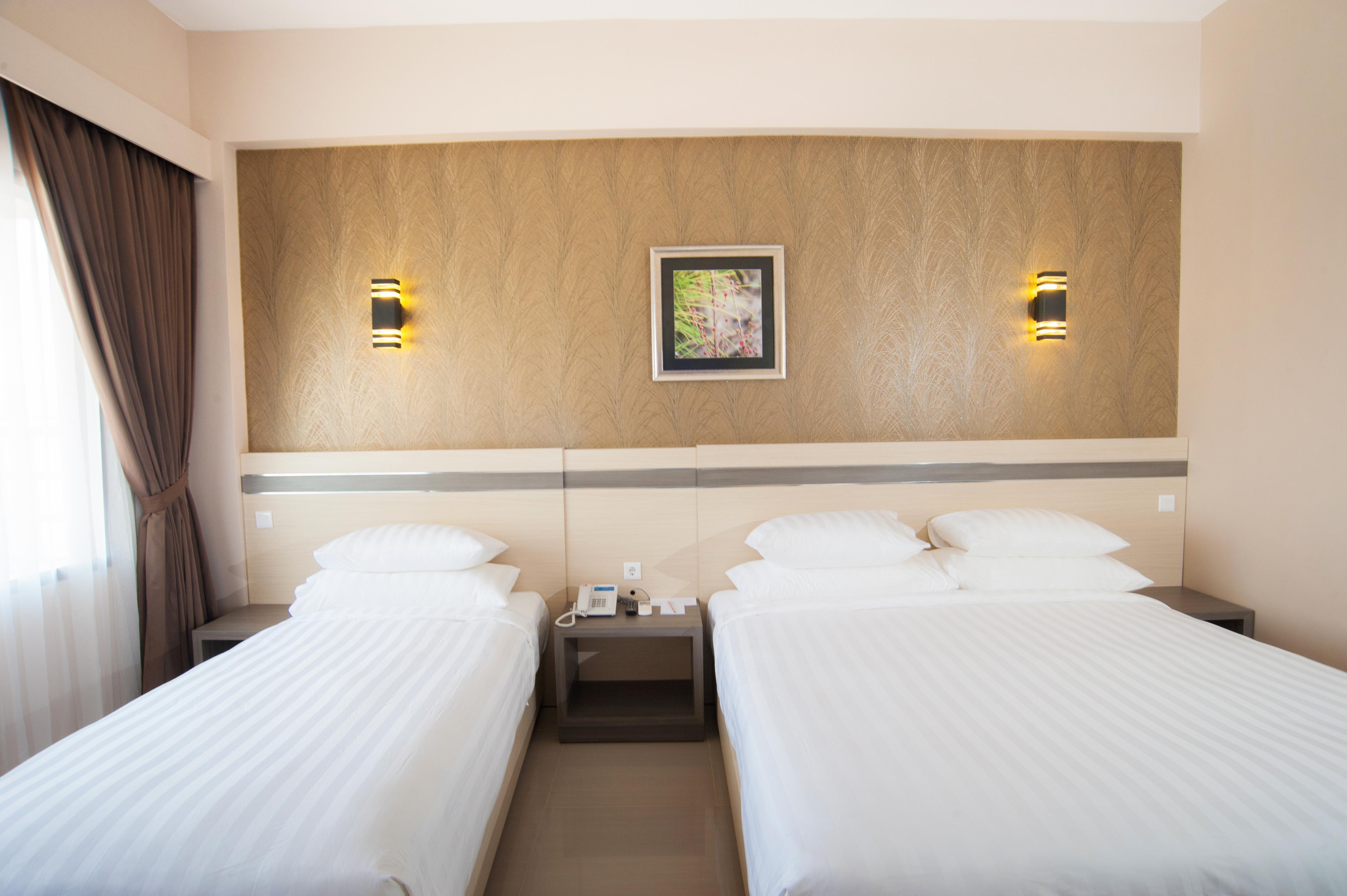Lombok Raya Hotel Mataram Zewnętrze zdjęcie