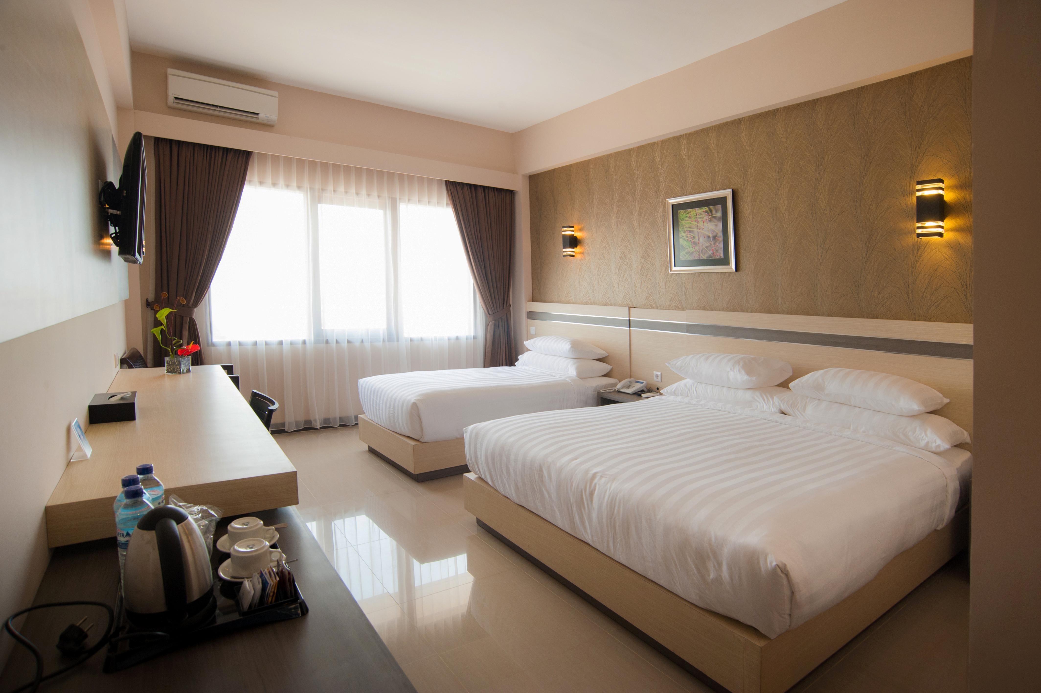 Lombok Raya Hotel Mataram Zewnętrze zdjęcie