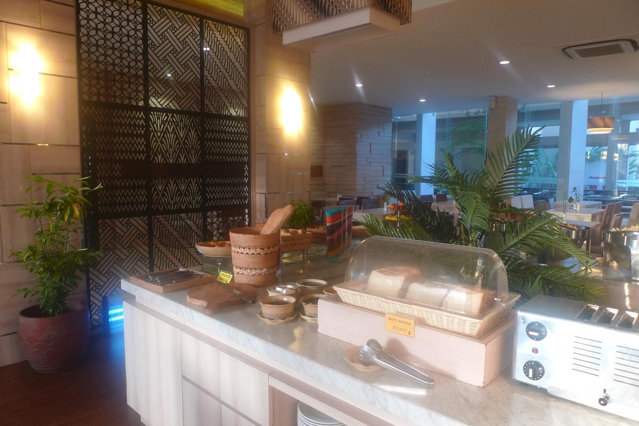 Lombok Raya Hotel Mataram Zewnętrze zdjęcie