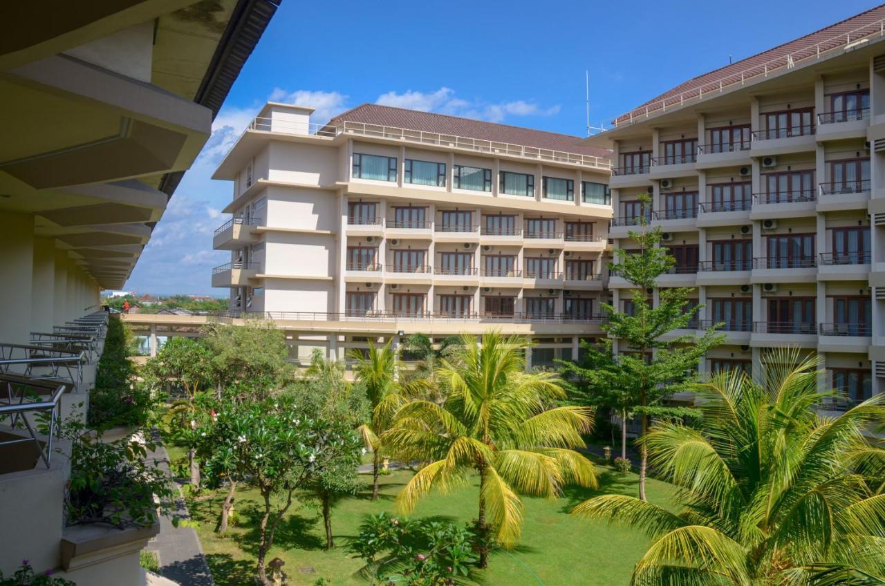 Lombok Raya Hotel Mataram Zewnętrze zdjęcie